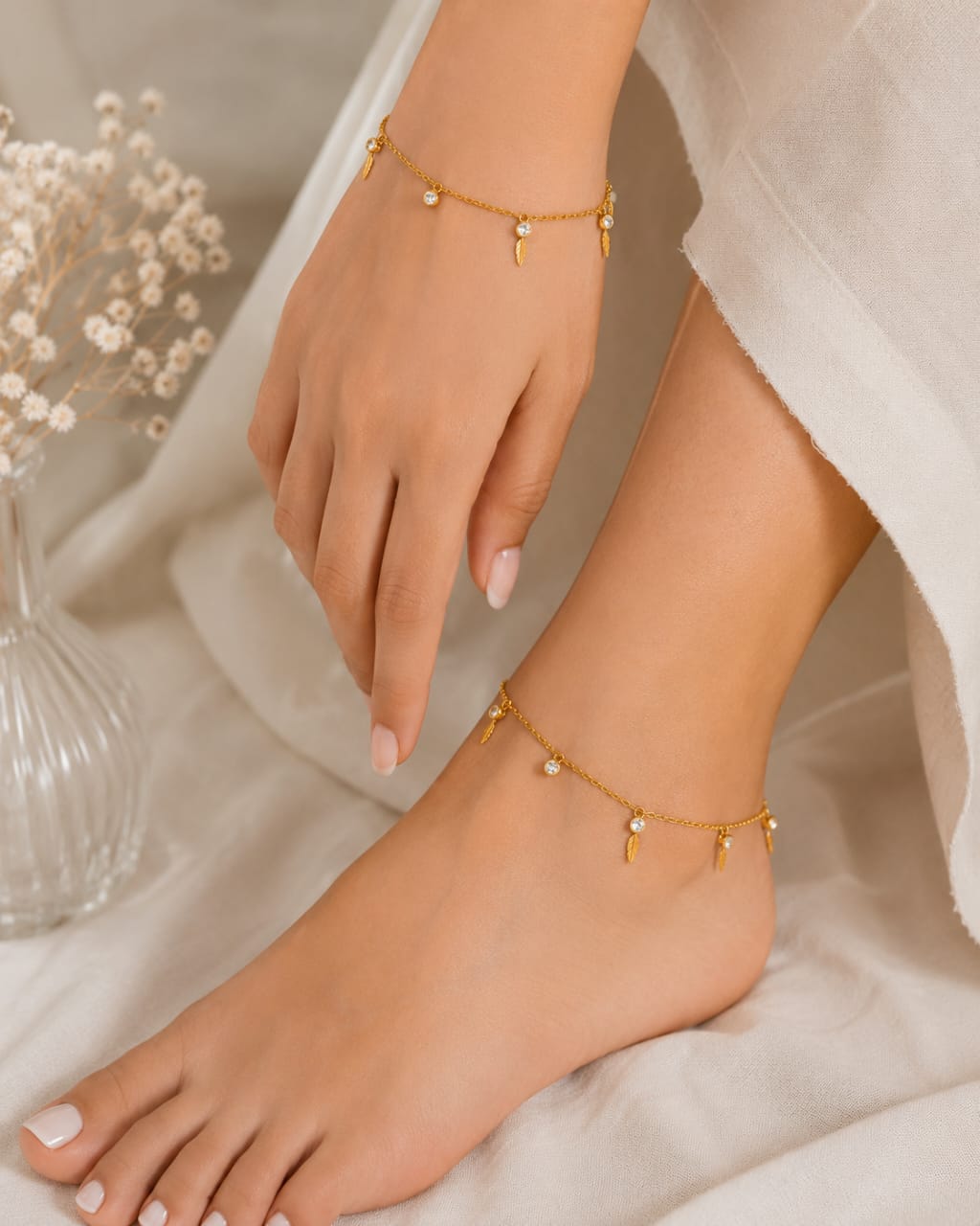 Golden Leaf Charm Anklet