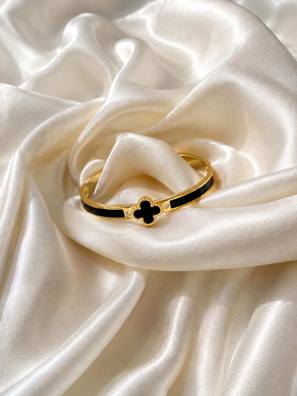Black Clover Luxe Bracelet